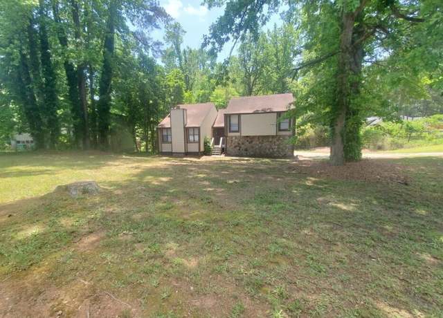 Property at 366 Montgomery Pl, Jonesboro, GA 30238, 3 beds, 2 baths