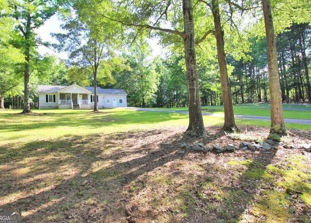 Property at 442 Plowshare Rd, Carrollton, GA 30117, 3 beds, 2 baths