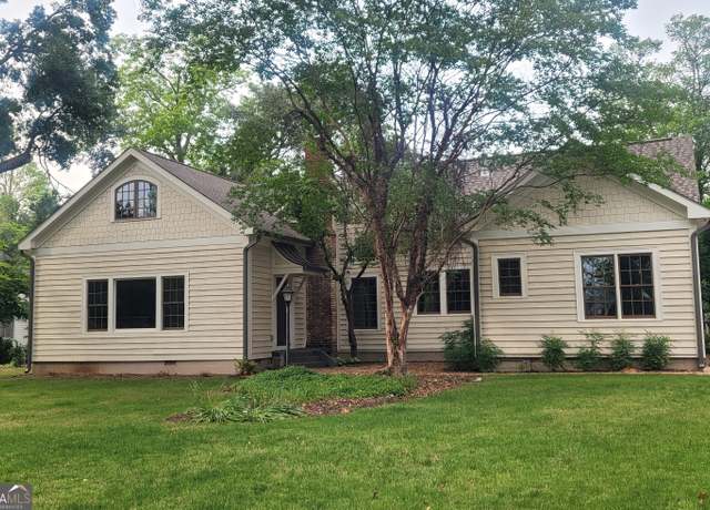 Property at 213 W Hightower Trl, Social Circle, GA 30025, 4 beds, 3.5 baths