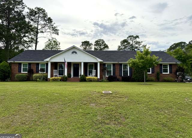 Property at 1610 Pryor Way, Cordele, GA 31015, 3 beds, 2 baths