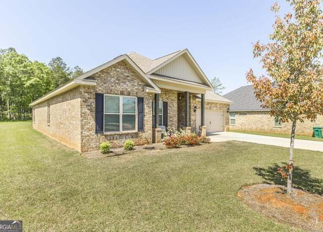 Property at 102 Copper John Ct, Perry, GA 31069, 4 beds, 2.5 baths