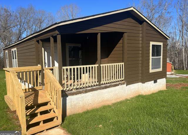 Property at 9 Dons Ct, Royston, GA 30662, 2 beds, 2 baths