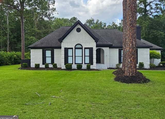 Property at 219 Magnolia Pl, Statesboro, GA 30461, 4 beds, 3 baths