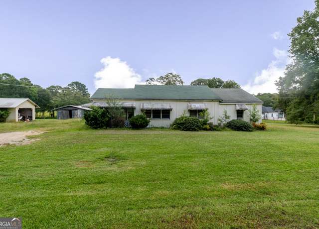 Property at 471 Providence Church Rd, Newnan, GA 30263, 3 beds, 1 bath