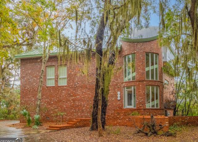 Property at 182 Hampton Point Dr, St. Simons, GA 31522, 3 beds, 3 baths