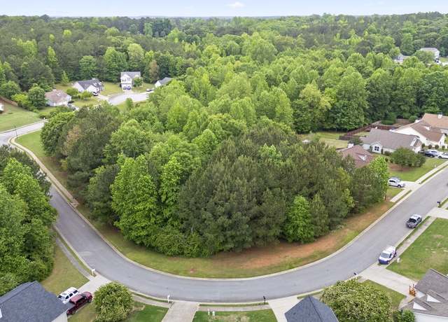 Property at 110 Meadowbrook Ln, Grantville, GA 30220