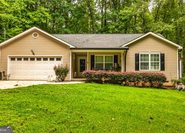 Property at 107 Trisha Ln, Grantville, GA 30220, 3 beds, 2 baths