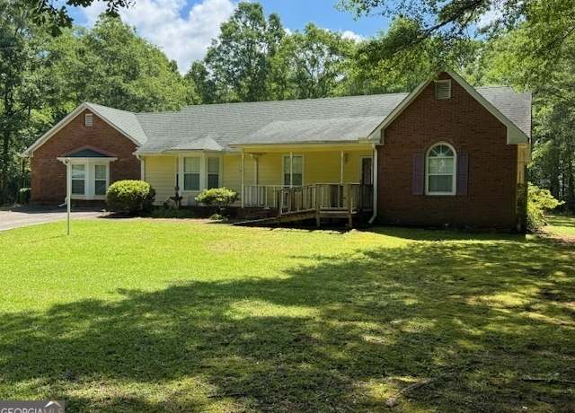 Property at 140 Shoal Creek Rd, Griffin, GA 30223, 3 beds, 2.5 baths