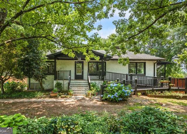 Property at 98 Maddox Dr, Mcdonough, GA 30252, 4 beds, 3 baths