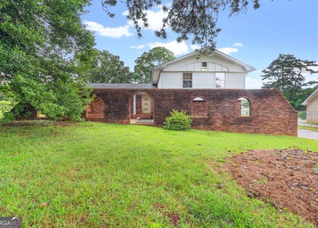 Property at 5436 Ahyoka Dr, Morrow, GA 30260, 4 beds, 2.5 baths