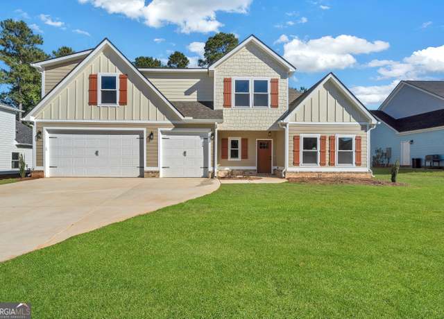 Property at 417 Lakeview Pl, Macon, GA 31211, 5 beds, 4 baths
