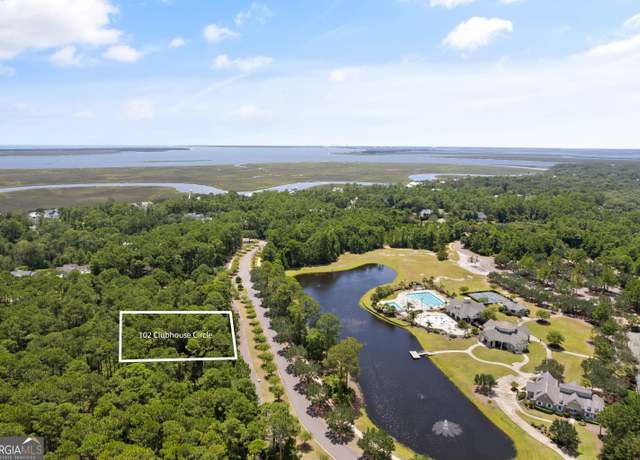 Property at 102 Clubhouse Cir, St. Marys, GA 31558
