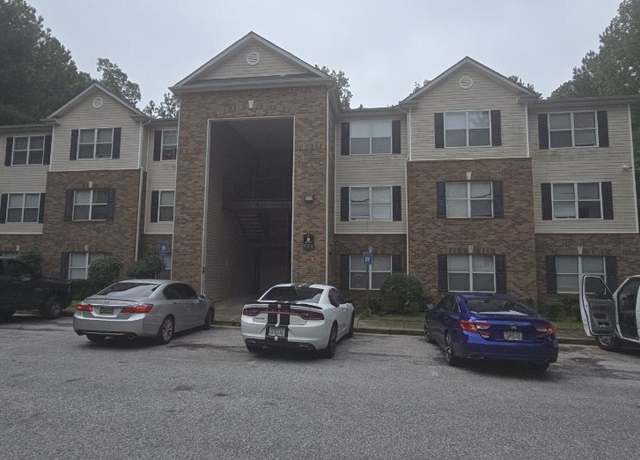 Property at 3235 Fairington Dr, Lithonia, GA 30038, 3 beds, 2 baths