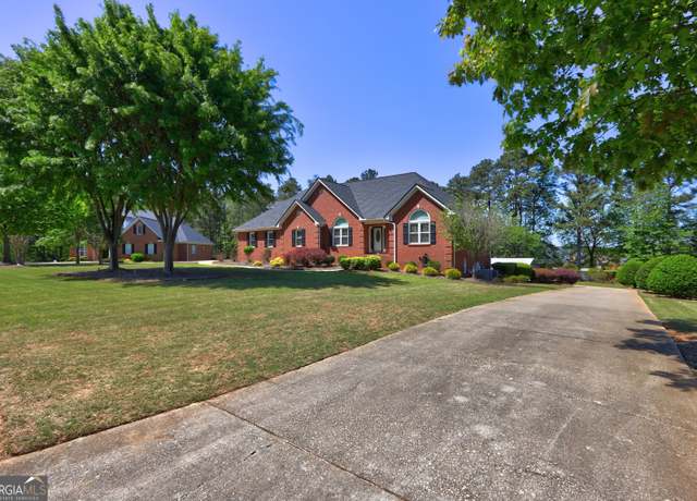 Property at 220 Edna Ruth Ln, Mcdonough, GA 30253, 6 beds, 5 baths