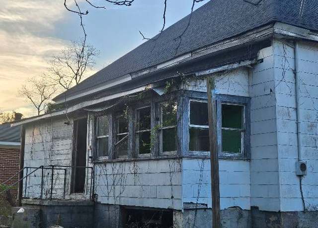 Property at 1622 Walker Rd, Macon, GA 31206, 4 beds, 2 baths
