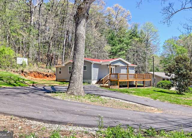 Property at 276 Dunlap St, Clayton, GA 30525, 3 beds, 2 baths