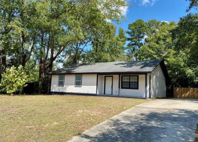 Property at 4460 Massey Rd, Macon, GA 31206, 3 beds, 2 baths