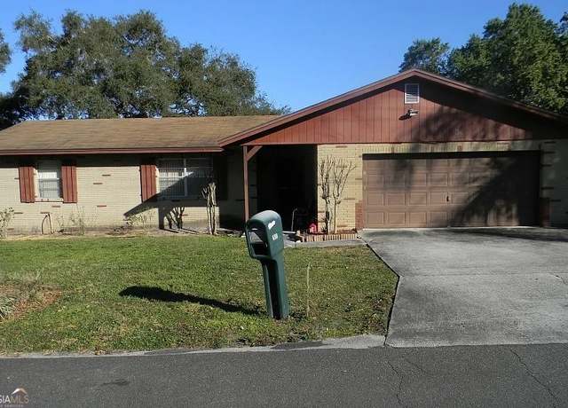 Property at 1909 Lavon St, Lakeland, FL 33805, 3 beds, 2 baths