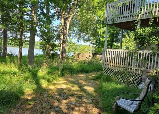 Property at 143 Weavers Lake Front Rd, Jackson, GA 30233, 3 beds, 2 baths