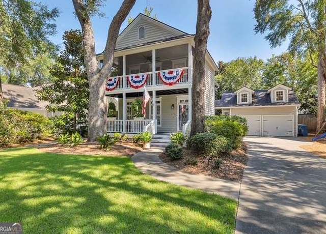 Property at 112 Rosemont St, St. Simons, GA 31522, 4 beds, 3.5 baths