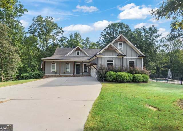 Property at 1020 Apalachee Rdg, Madison, GA 30650, 5 beds, 4 baths