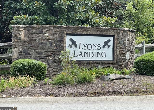 Property at 113 West Lake Blvd, Carrollton, GA 30116