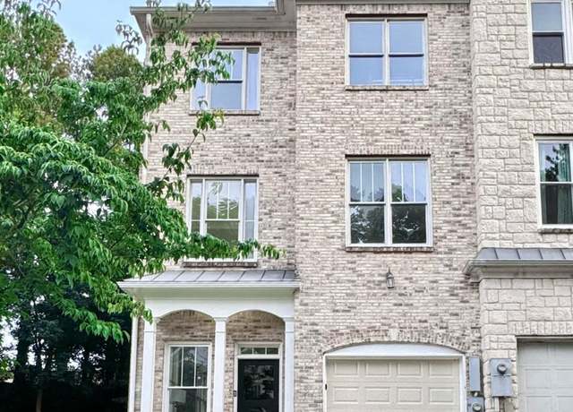 Property at 4867 Pinnacle Dr, Stone Mountain, GA 30088, 3 beds, 3.5 baths