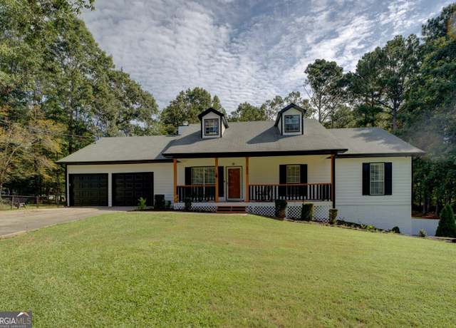 Property at 200 Brookview Dr, Mcdonough, GA 30252, 3 beds, 2.5 baths