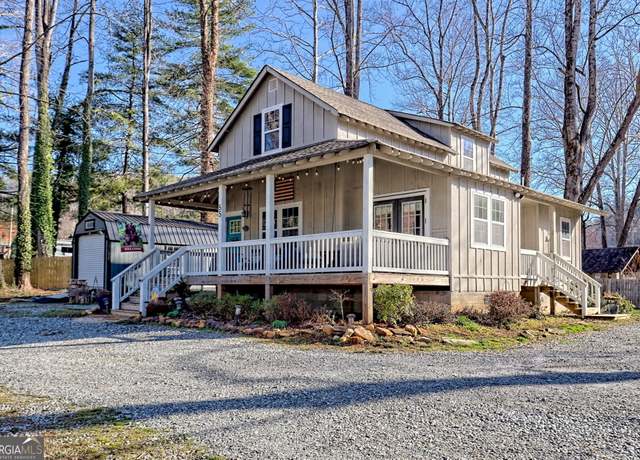 Property at 55 Stekoa Mills Dr, Clayton, GA 30525, 3 beds, 2 baths
