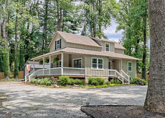 Property at 55 Stekoa Mills Dr, Clayton, GA 30525, 3 beds, 2 baths