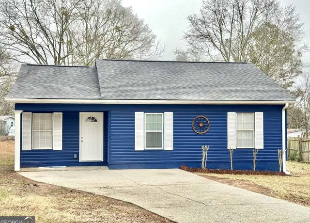 Property at 132 Circle Dr, Winder, GA 30680, 3 beds, 2 baths
