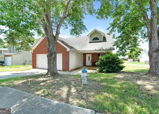 Property at 151 Madison Ave, Jackson, GA 30233, 4 beds, 2 baths