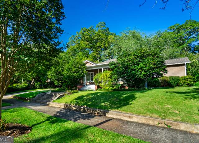 Property at 513 Park Ave, Lagrange, GA 30240, 2 beds, 2 baths