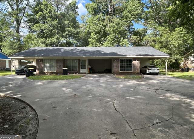 Property at 216 Huffaker Rd NW, Rome, GA 30165