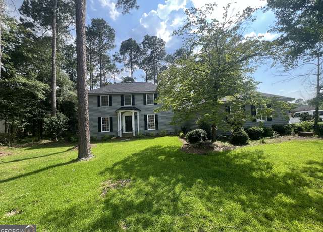Property at 212 Cloverdale Ct, Dublin, GA 31021, 5 beds, 3.5 baths