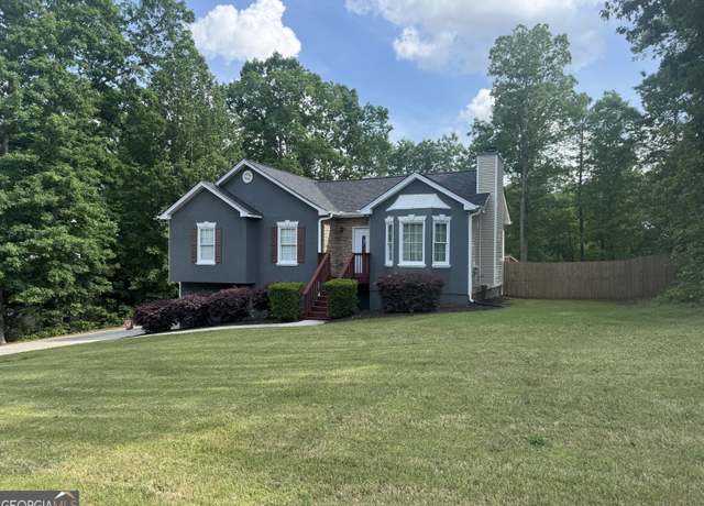 Property at 30 Wellington Trl, Covington, GA 30016, 3 beds, 2 baths