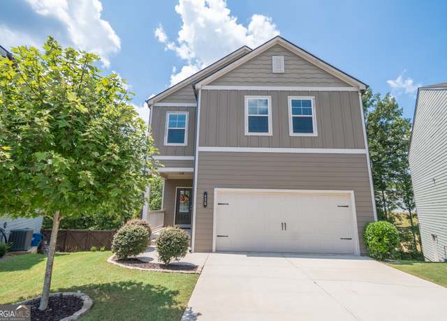 Property at 438 Auburn Station Dr, Auburn, GA 30011, 4 beds, 2.5 baths