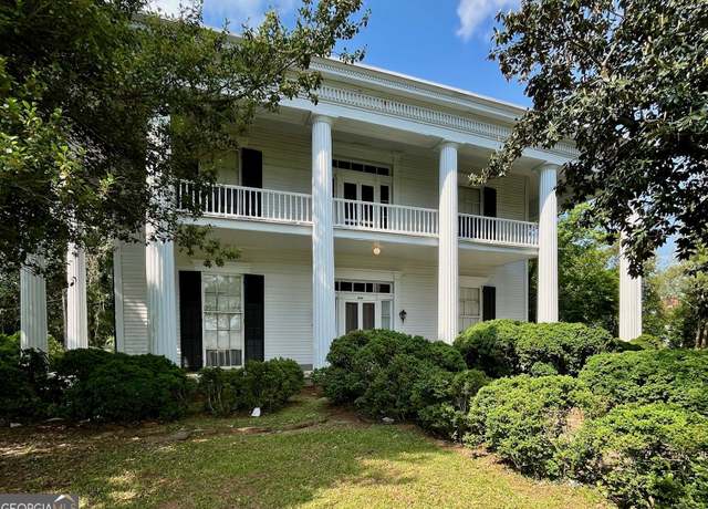 Property at 206 Broad St, Lagrange, GA 30240, 6 beds, 3 baths
