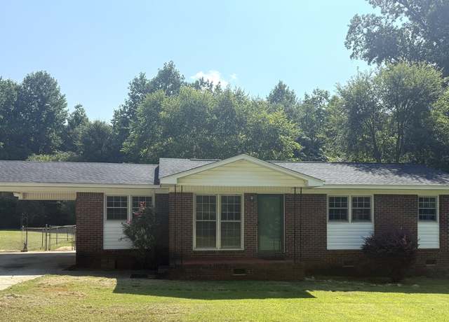 Property at 131 Alton Dr, Lagrange, GA 30241, 3 beds, 1 bath