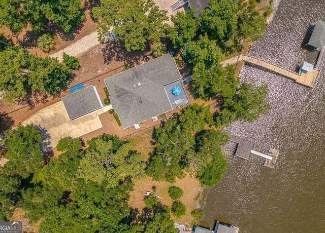 Property at 2713 Julienton Dr NE, Townsend, GA 31331, 3 beds, 2.5 baths