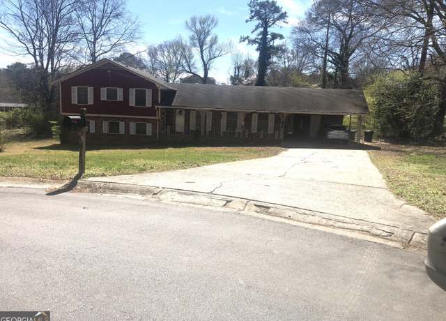 Property at 6155 Navaho Trl, Morrow, GA 30260, 4 beds, 3 baths