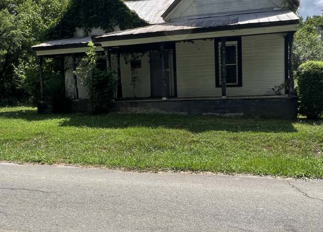 Property at 179 Sycamore St, Rockmart, GA 30153, 3 beds, 1 bath