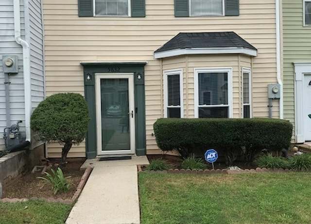 Property at 5632 Stonington Trace Pkwy, Stone Mountain, GA 30087, 2 beds, 2.5 baths