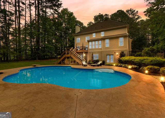 Property at 155 Carrolls Way, Fayetteville, GA 30215, 5 beds, 5.5 baths
