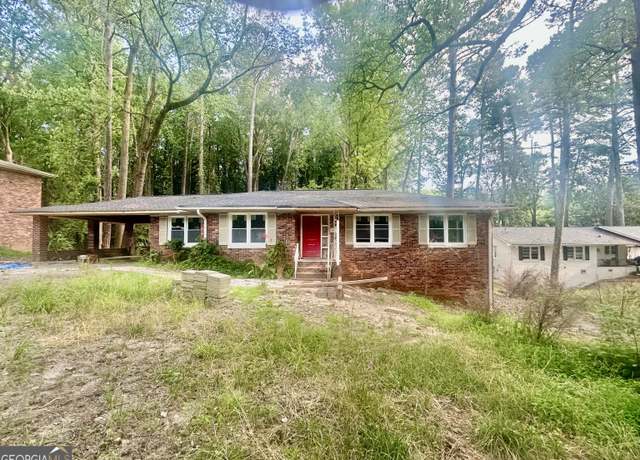 Property at 481 Hammond Dr, Sandy Springs, GA 30328, 4 beds, 2 baths