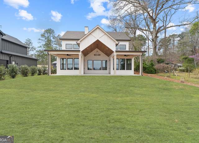Property at 191 E Lakeview Dr NE Unit B, Milledgeville, GA 31061, 4 beds, 3.5 baths