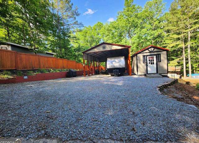 Property at 529 10th St, Ellijay, GA 30540, 1 bed, 1 bath