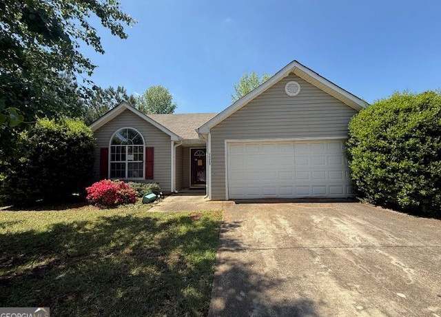 Property at 10119 Commons Way, Jonesboro, GA 30238, 3 beds, 2 baths