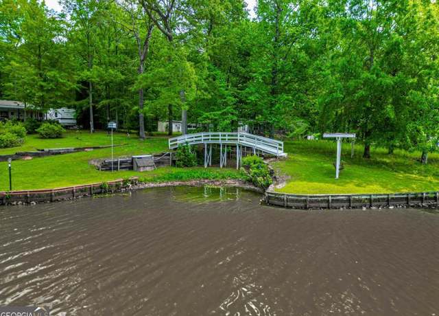 Property at 82 Dogwood Ct, Sparta, GA 31087, 3 beds, 2 baths