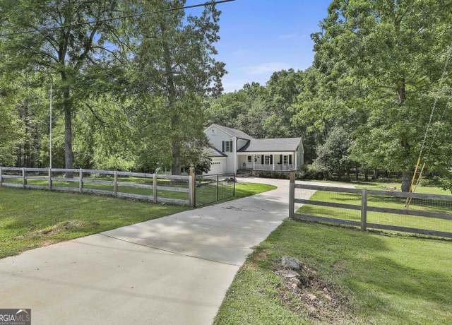 Property at 109 Cannon Rd, Sharpsburg, GA 30277, 4 beds, 3 baths